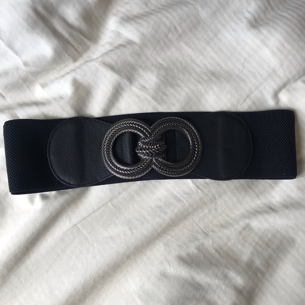 BCBG waist belt